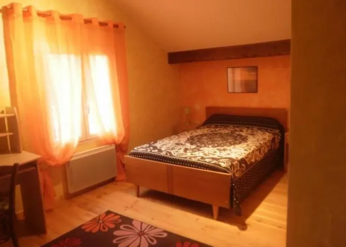 Barrierefreies Haus Mit Garten Und Terrasse By Interhome Ferienhaus Tarascon-sur-Ariège