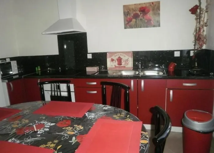 Barrierefreies Haus Mit Garten Und Terrasse By Interhome Tarascon-sur-Ariège